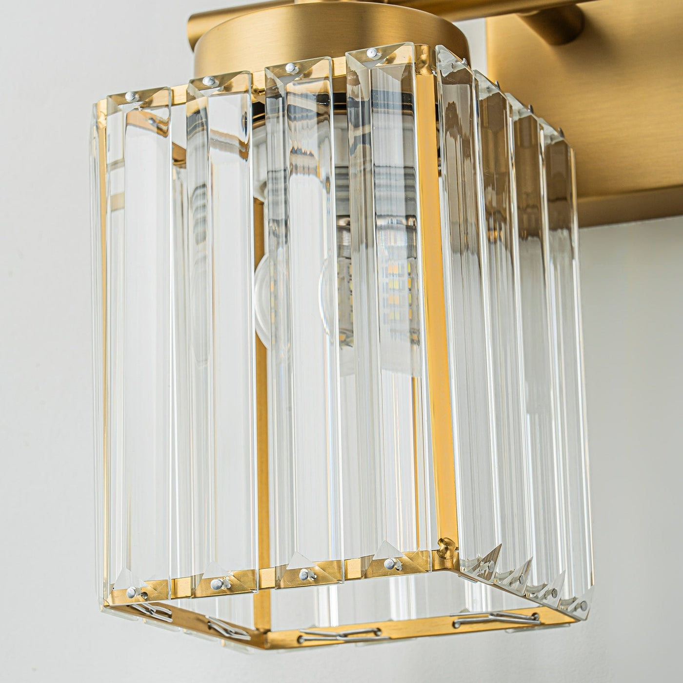 Modern Gold Dimmable Wall Light Glam Cylinder Bathroom Crystal Vanity Light Wall Sconces