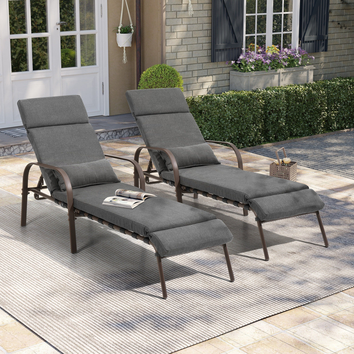 Outdoor Adjustable Patio Chaise Lounge Chair with Cushion Beach Poolside