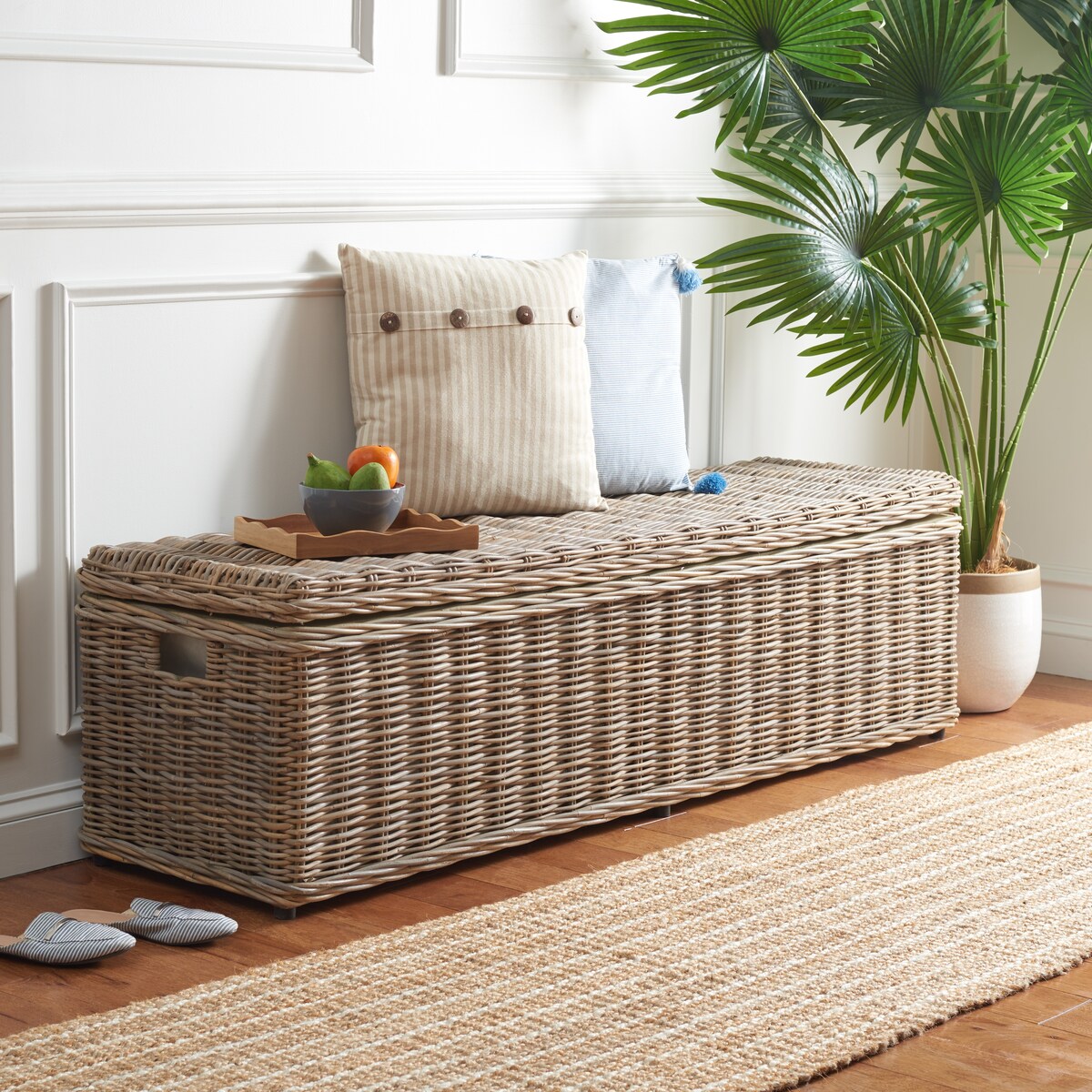 SAFAVIEH Marcelien Grey Natural Rattan Storage Trunk - 63 x 18.1 x 18.7 - 63Wx18Dx19H